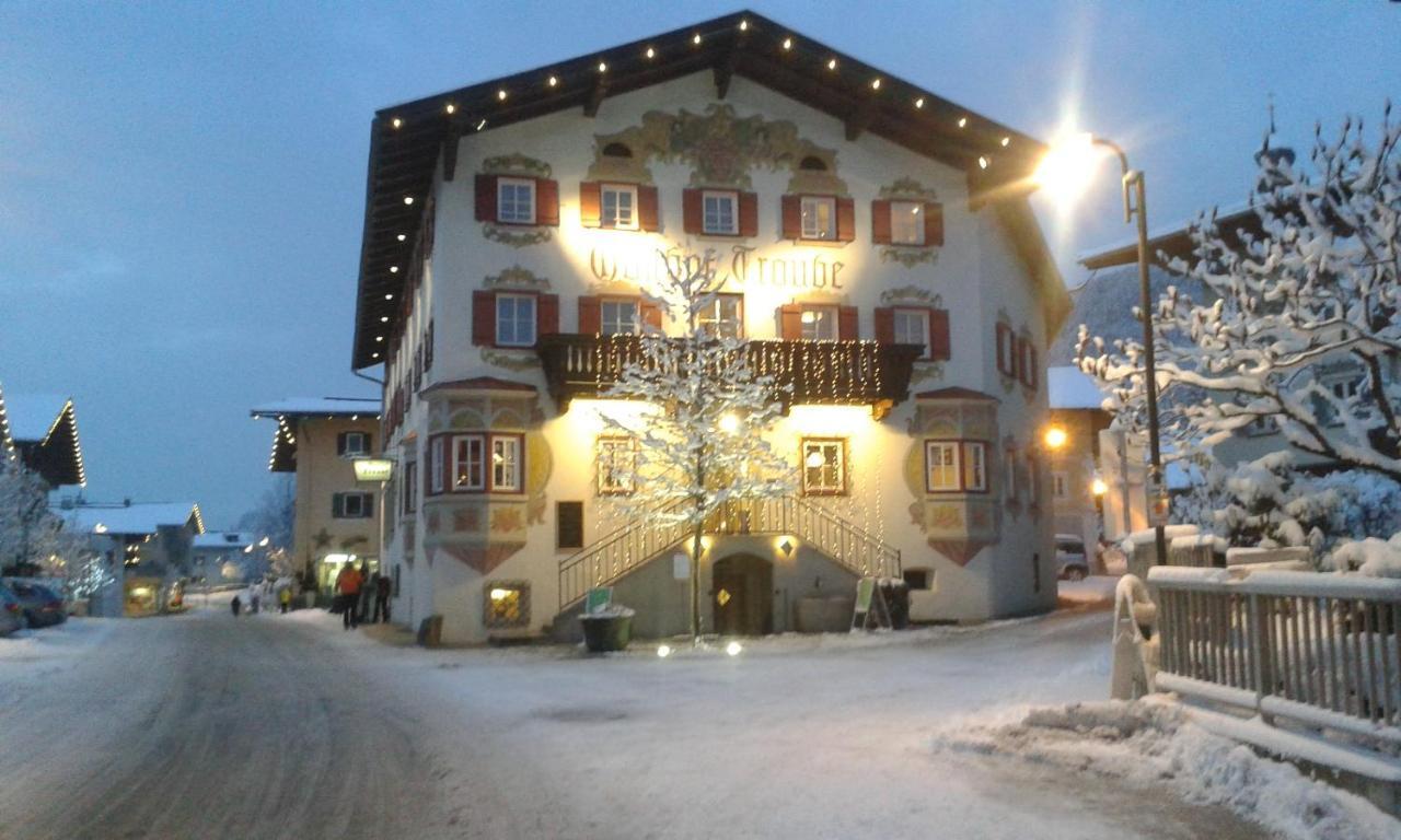 Gasthof Traube Hotel Hopfgarten im Brixental Bagian luar foto